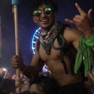 Meet your Posher, Adel